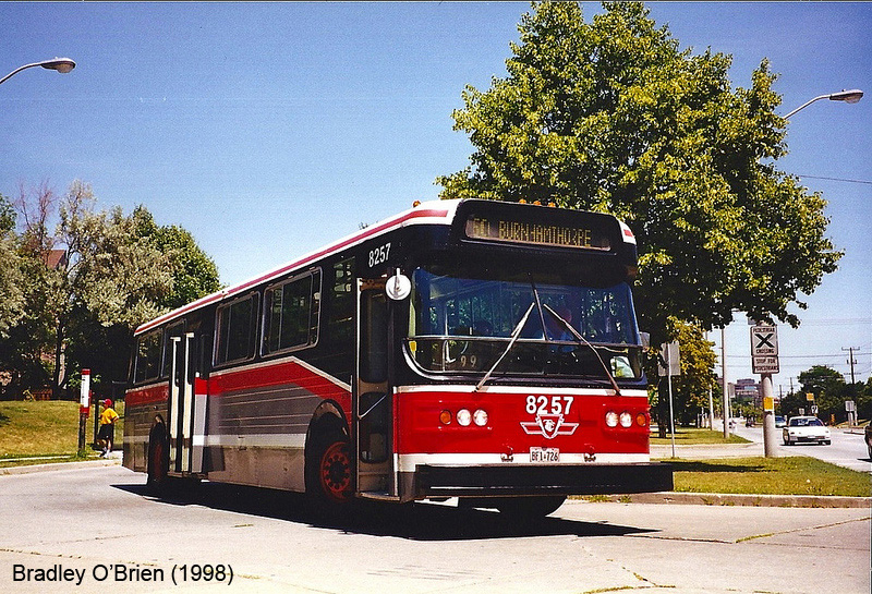 File:Toronto Transit Commission 8257-a.jpg