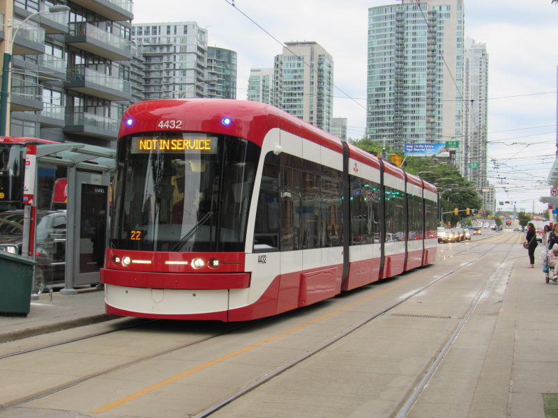 File:Toronto Transit Commission 4432-a.jpg