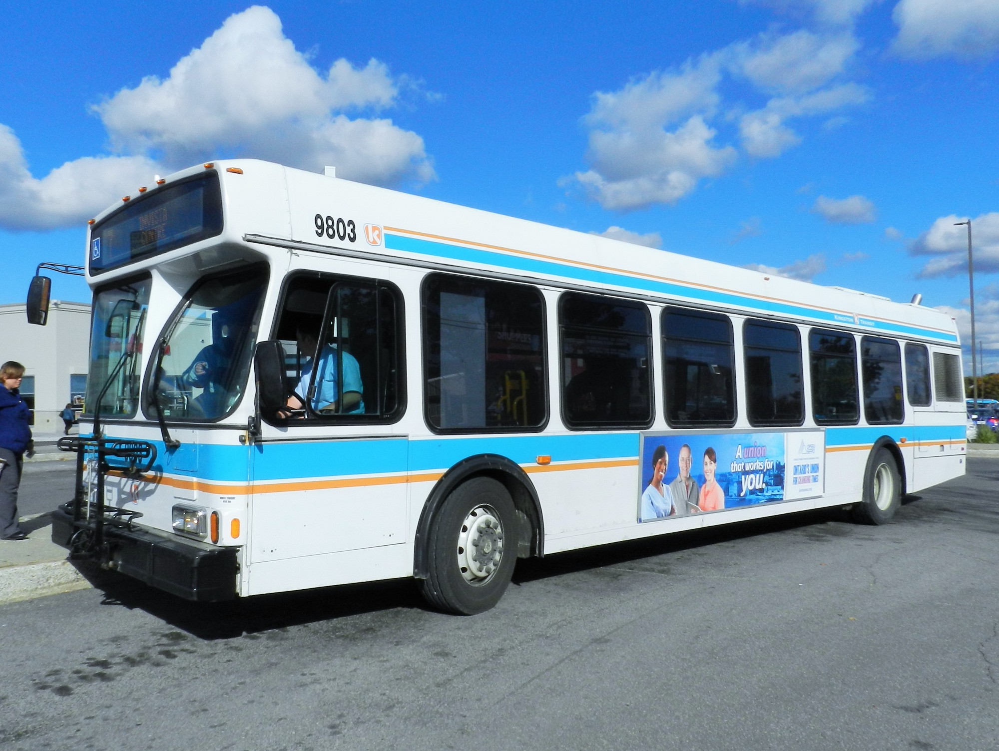 FileKingston Transit 9803a.jpg CPTDB Wiki