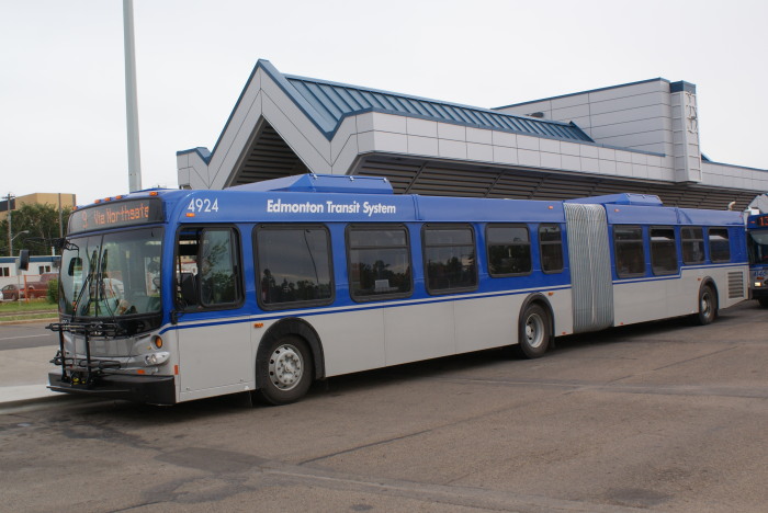 File:Edmonton Transit System 4924-a.jpg