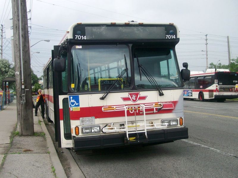 File:Toronto Transit Commission 7014-a.jpg