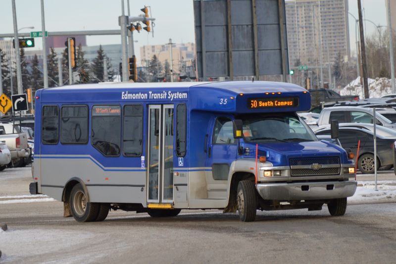 File:Edmonton Transit System 35-b.jpg