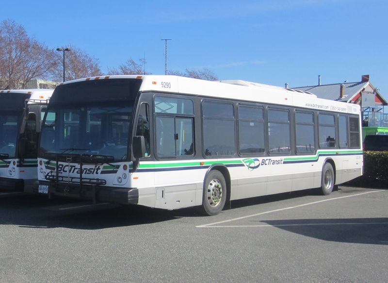 File:Cowichan Valley Regional Transit System 9290-a.jpg