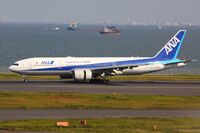 All Nippon Airways JA742A-a.JPG