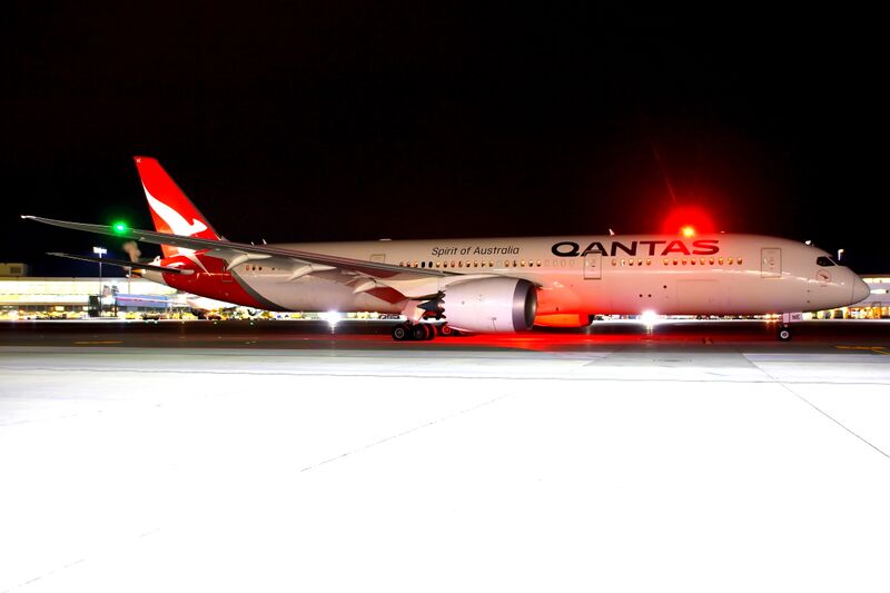 File:Qantas VH-ZNE-a.JPG