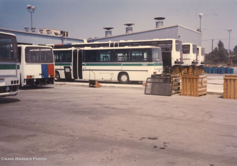 File:1985 Crown Ikarus 286 Assembly Photo 3-a.jpg